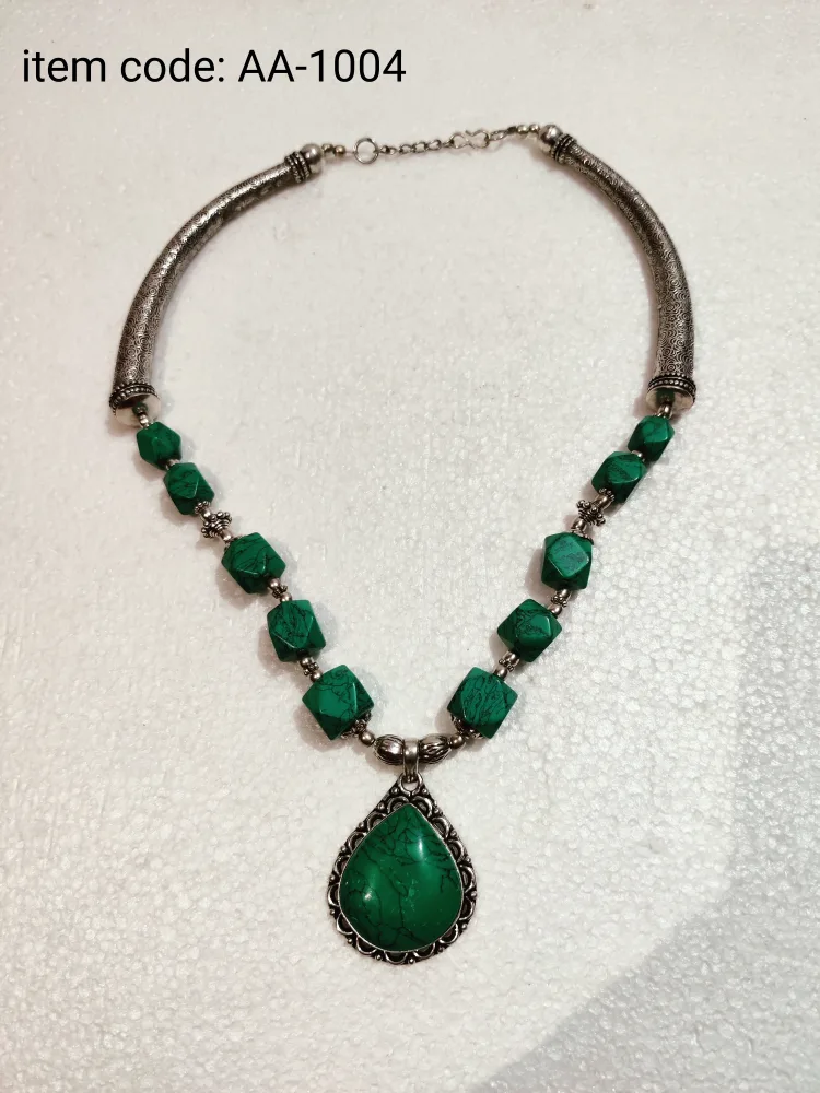 Jewellery, AA-1004